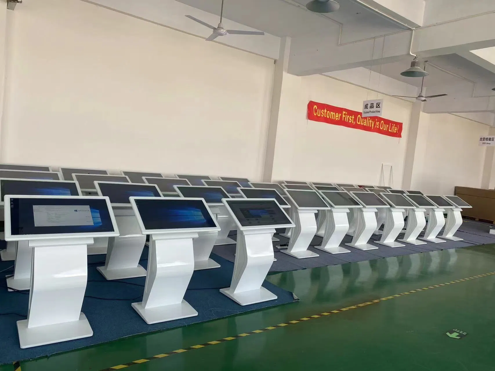 Сенсорный информационный киоск 32-55 дюймов для помещений