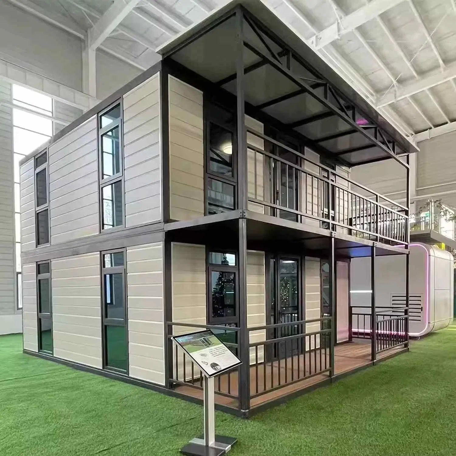 Focovir Prefabricated House: 2 Story Container House for Comfort