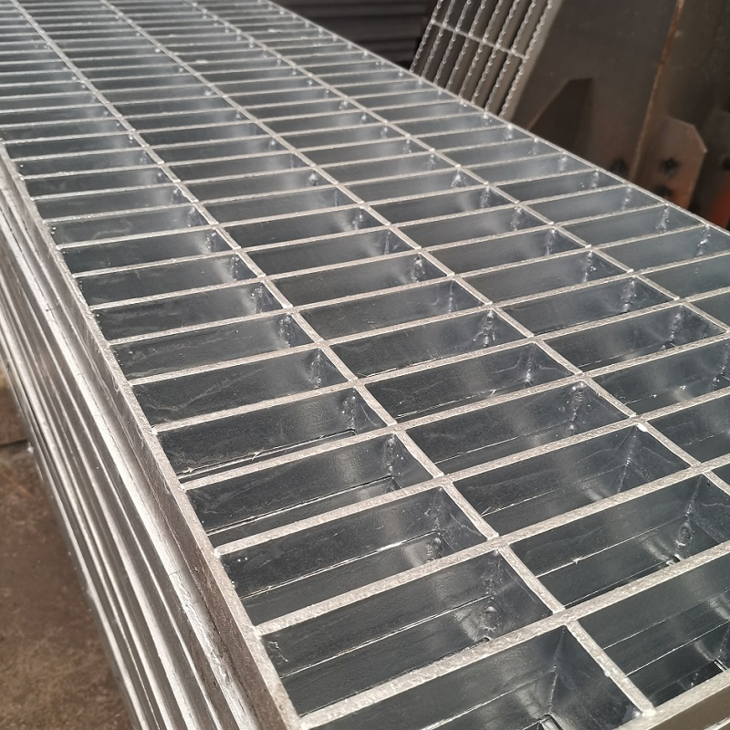 Reliable Metal Steel Grating for Industrial Flooring Functions