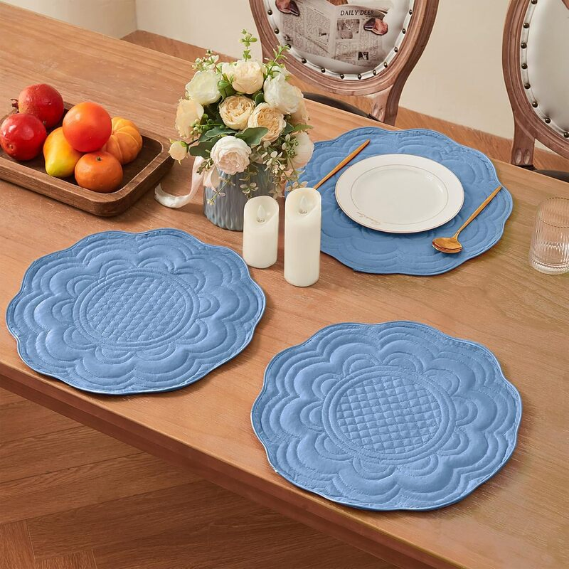 Versatile Non-Slip Table Mats: Easy to Clean and Fold