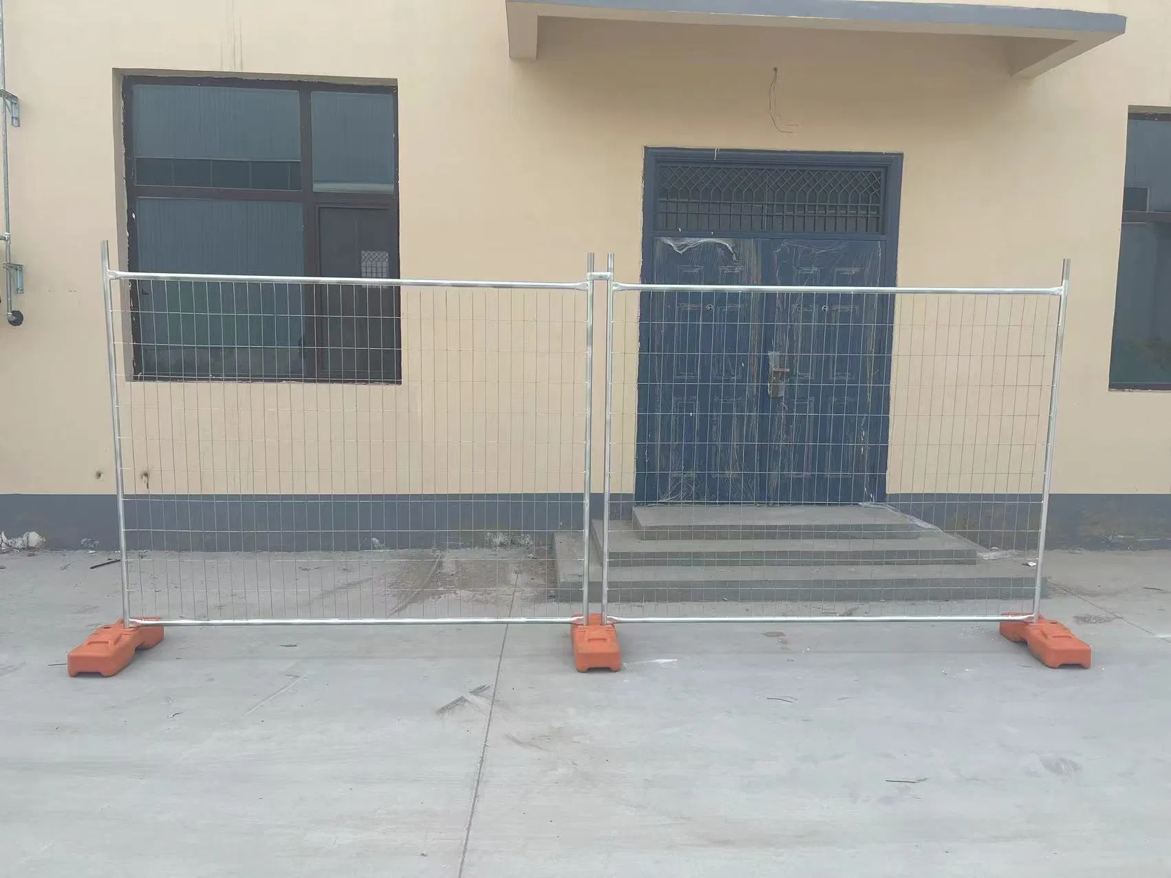 Robust Temporary Fencing Solutions for Construction and Events