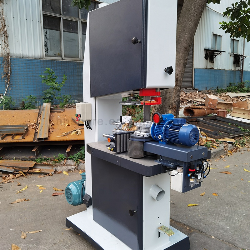 Станок для резки древесины ленточнопильный