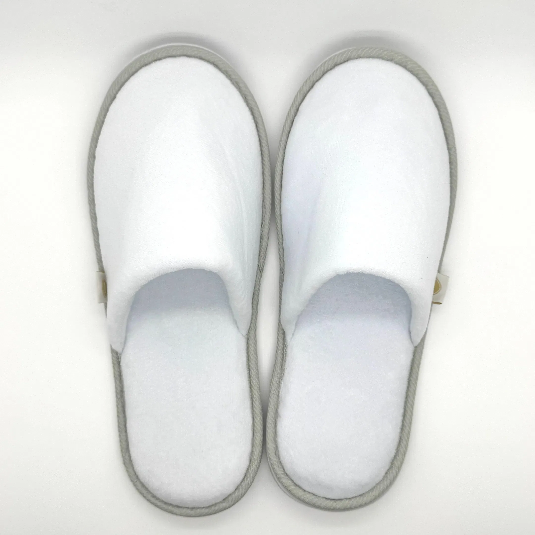 Белые тапочки для отеля и дома с EVA подошвой