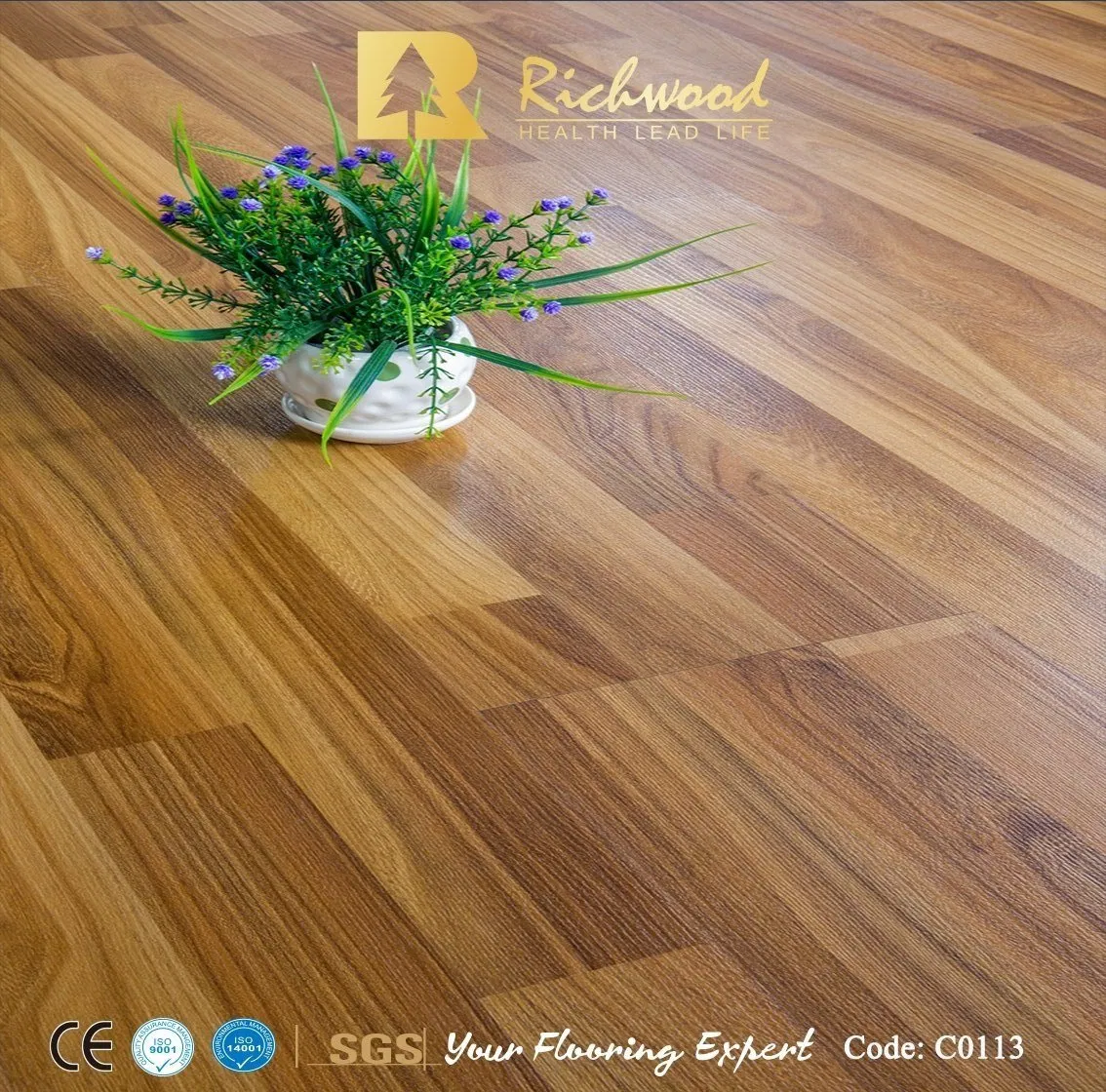 8.3mm E1 HDF AC3 Embossed Oak PVC Vinyl Engineered Wood Wooden Laminated Laminate Flooring