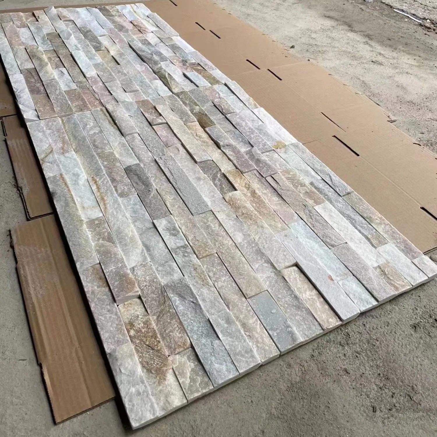 China Natural Yellow Split Face Slate Culture Stone Wall Cladding Facade Tile for Exterior Wall