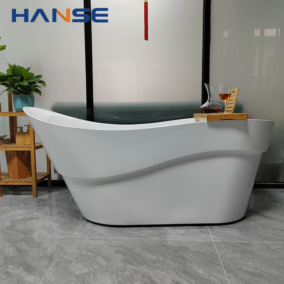 Акриловая ванна Freestanding белая с гидромассажем