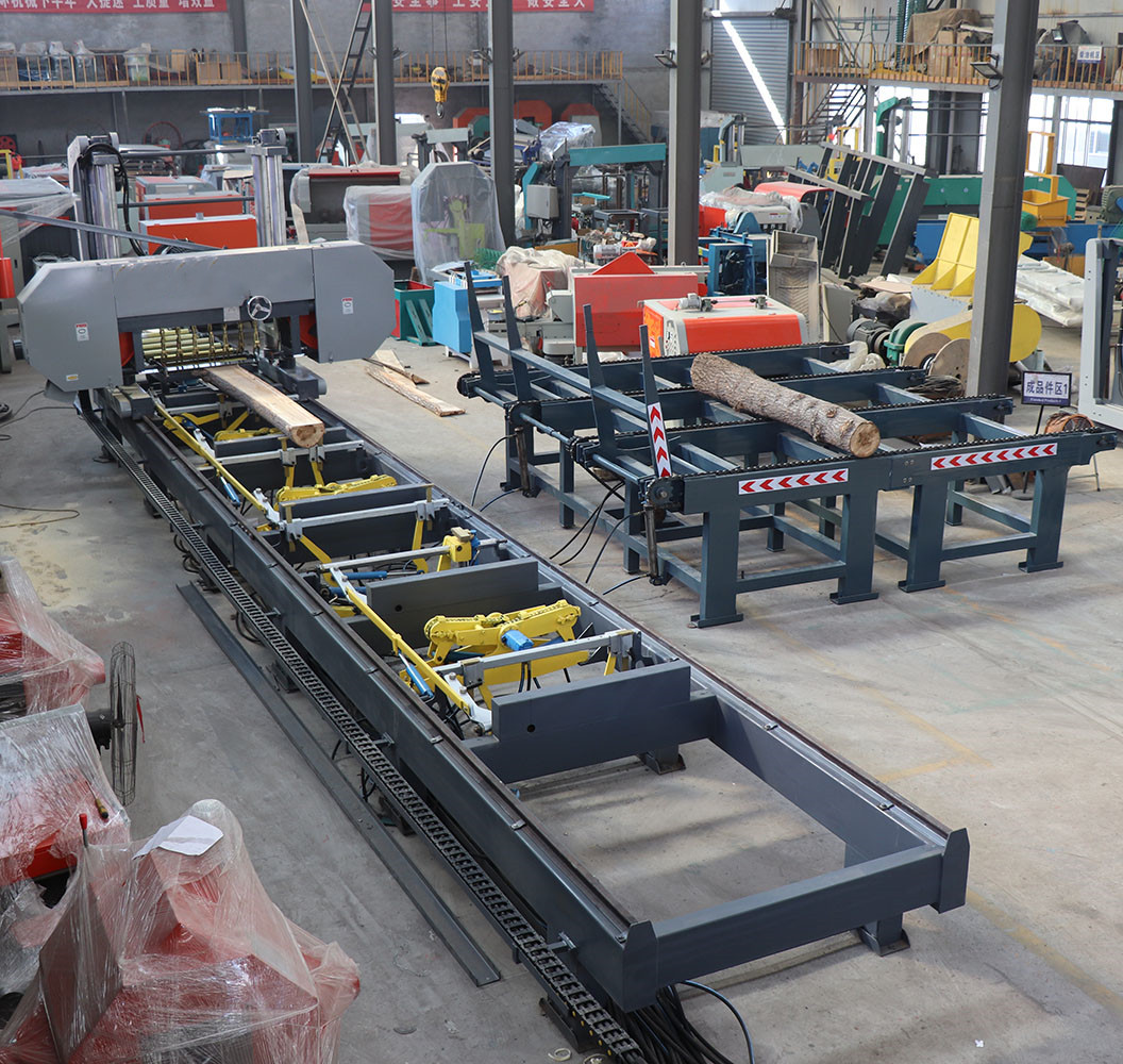 Станок ленточнопильный электрический по дереву