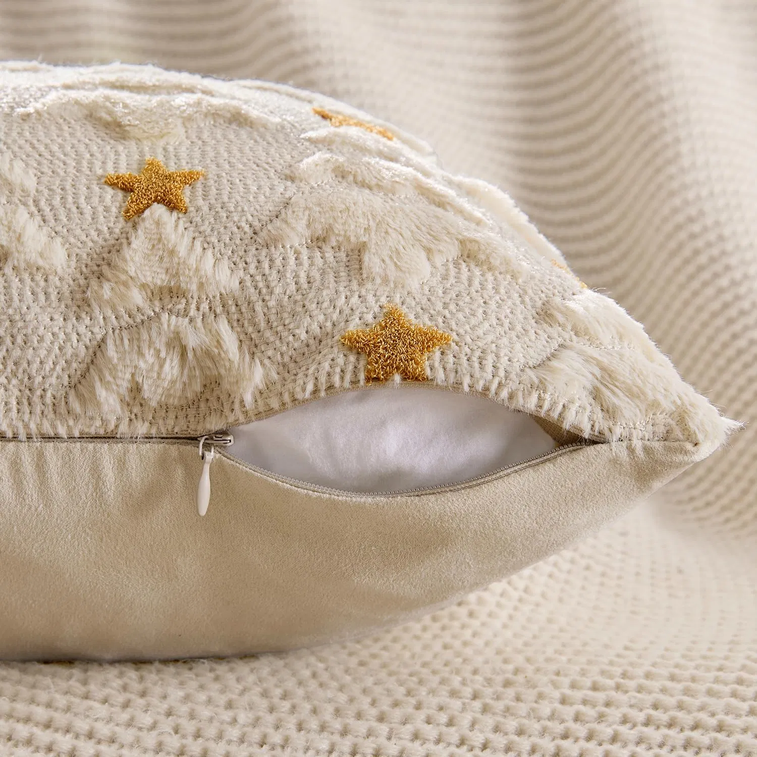 Christmas Pillow Covers, Beige Christmas Tree Plush Faux Fur Pillowcases Soft Decorative Throw Pillow Cases for Couch