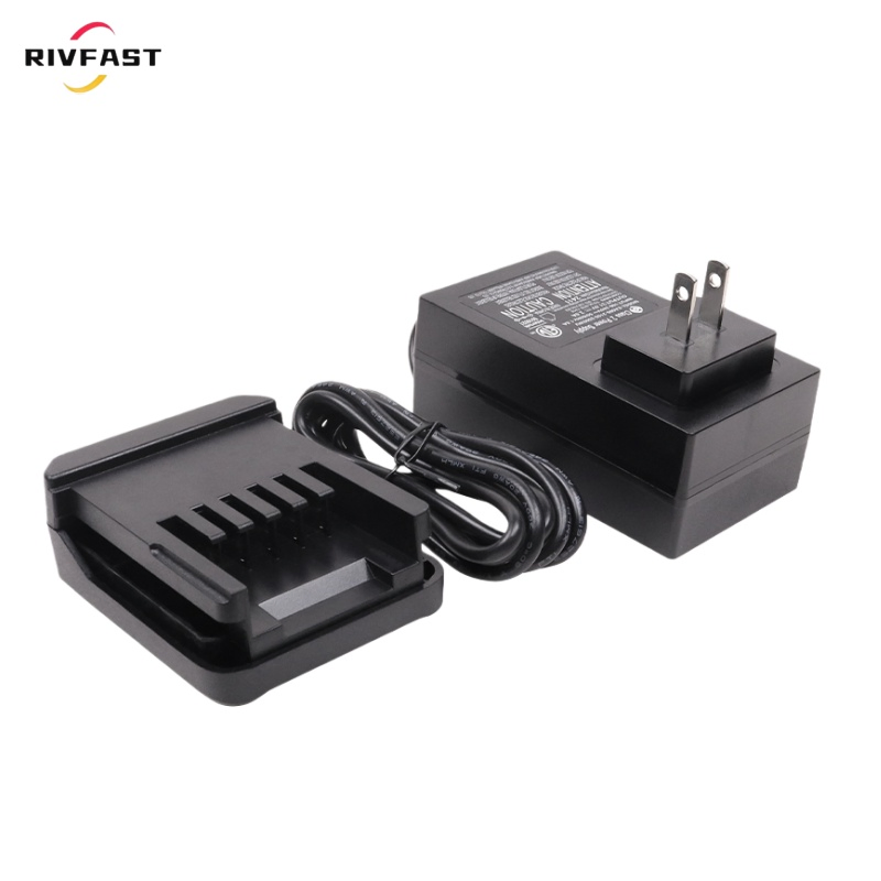 Профессиональный аккумуляторный шуруповерт пистолетного типа