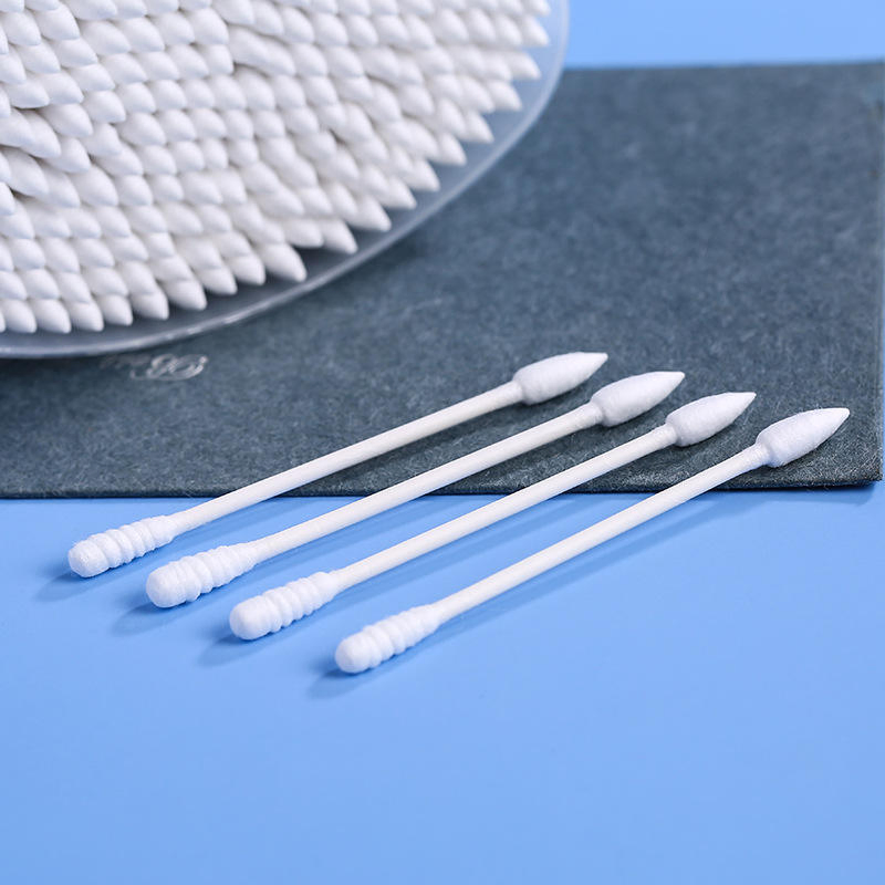 300 Disposable Cleaning Cotton Swabs Packed in a Cartoon Cat-Themed Box.