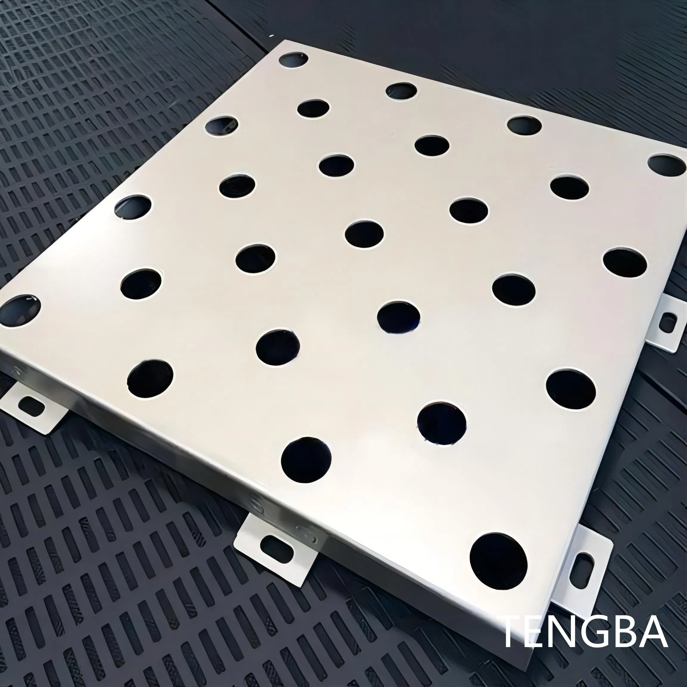 Aluminum Triangular Lay in Ceiling Panel Triangle Lay in Ceiling Tiles