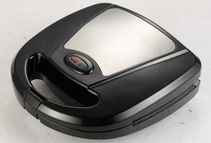 1400W 4 Slice XXL Deep Fill Waffle Maker