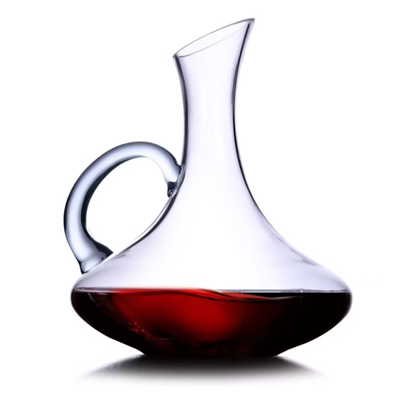 Red Wine Aerator Carafe 51oz Lead-Free Crystal Glass Decanter
