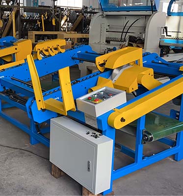 Станок ленточнопильный автоматический многофункциональный по дереву