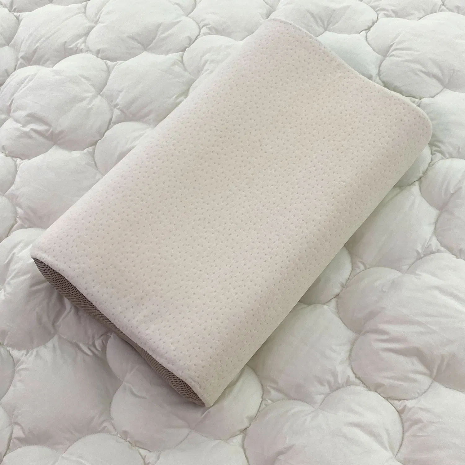 Neck Pillow Cervical Slow Rebound Memory Foam Pillows Cushion Neck Back Massage Support Home Textiles