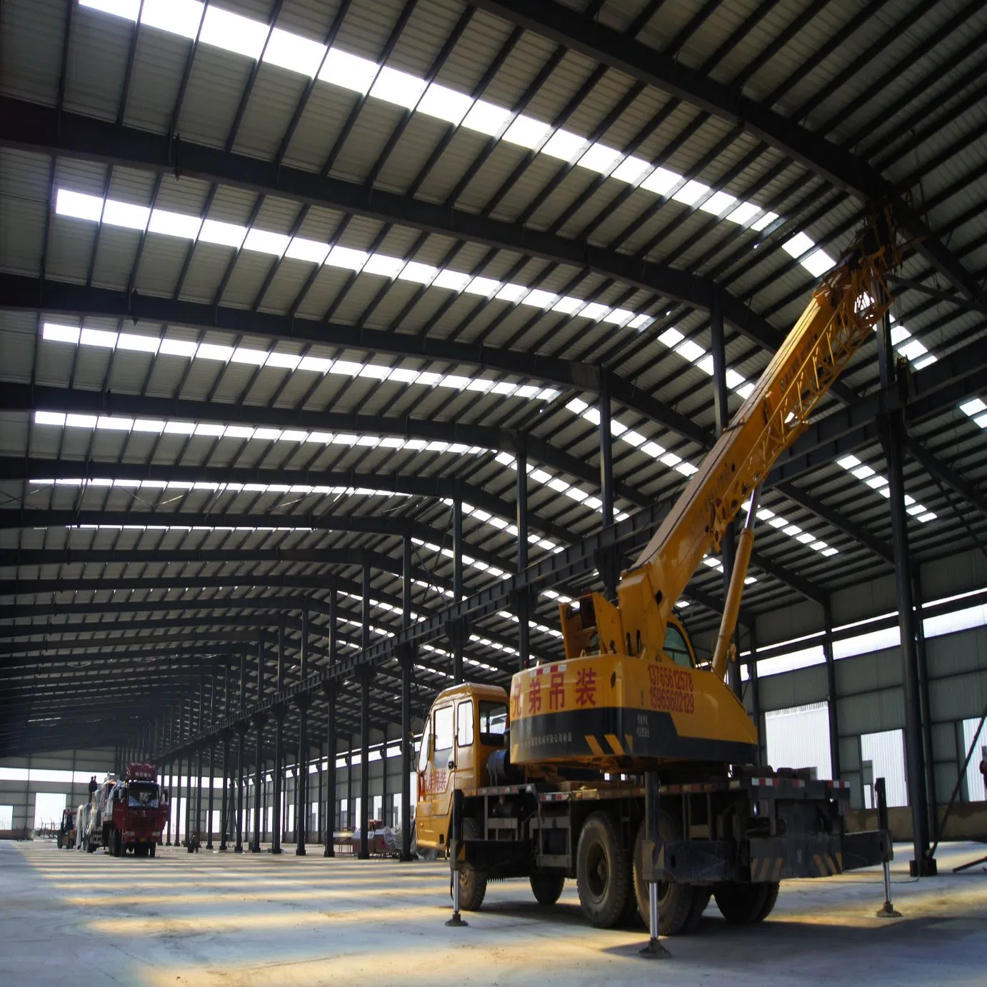 Large Span Galvanized Light Steel Structure Prefabricated Steel Structure Building