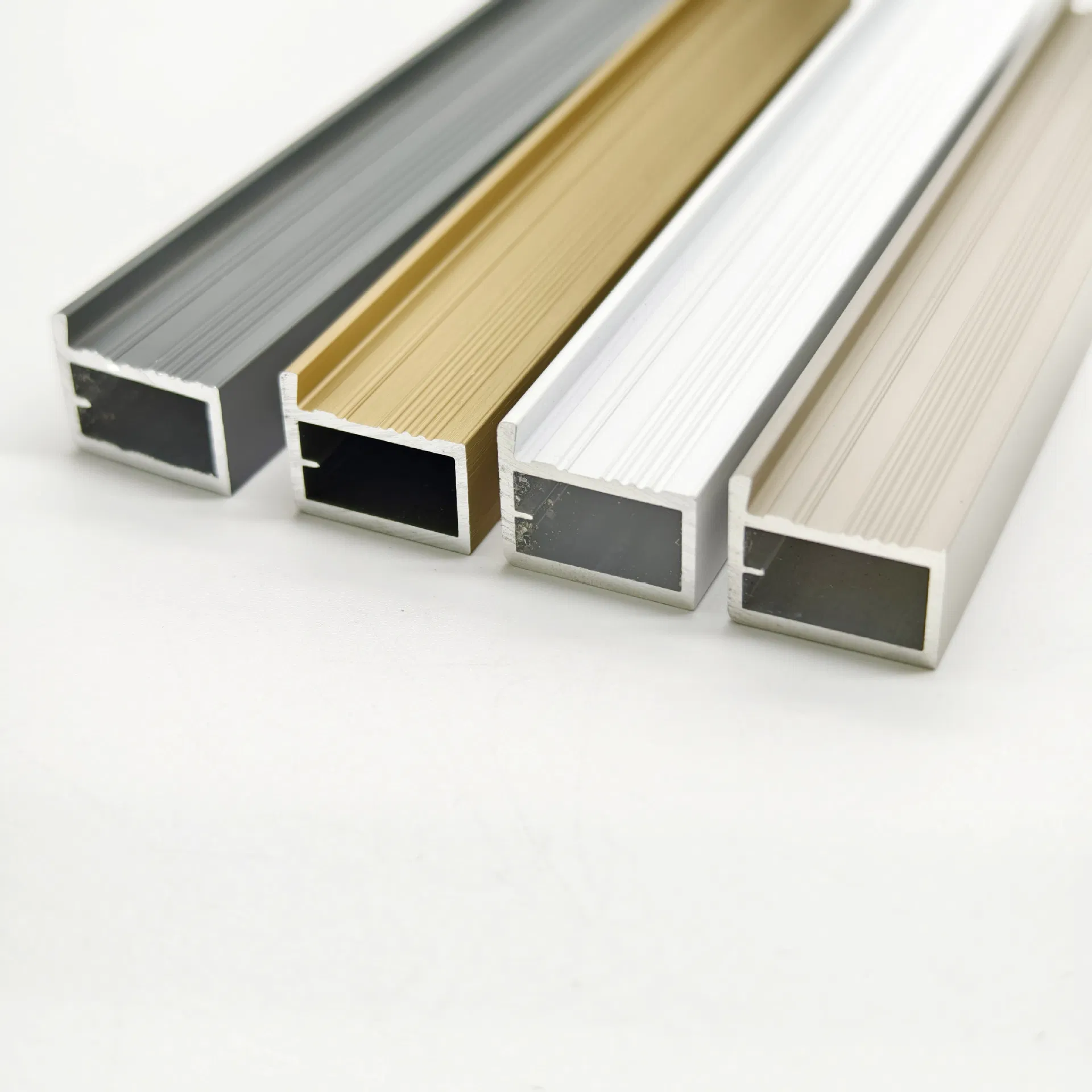 Extruded / Extrusion Industry Aluminium Profile /Aluminum Profile with Powder Coating Anodized Finish Thermal Break for Window / Door/LED