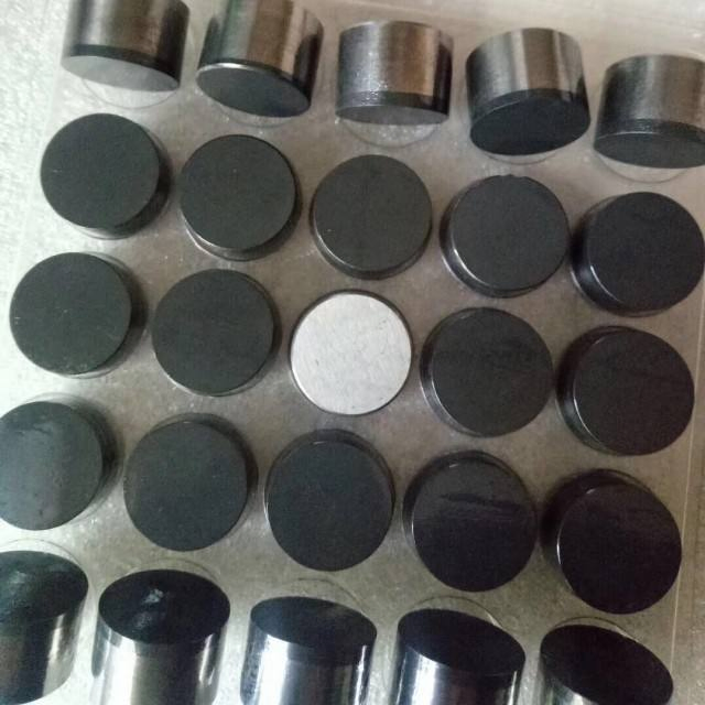 PDC-резцы 1308/1313 для буровых коронок