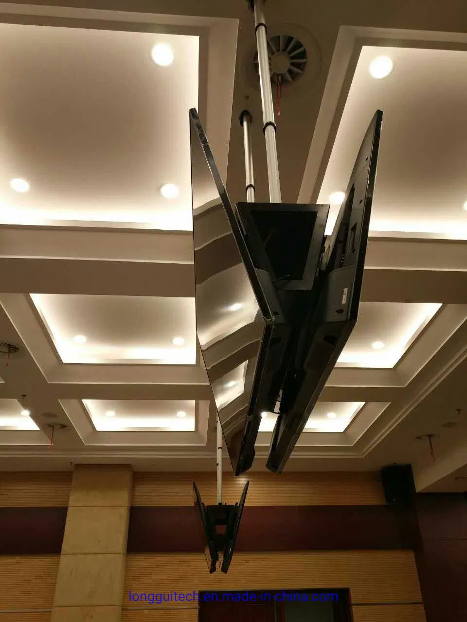 Беспроводной кронштейн для ТВ с электроподъемом и поворотом