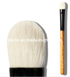 Natural Goat Hair Eyeshadow Brush with Wooden Handle (JDK-EBBS-422)