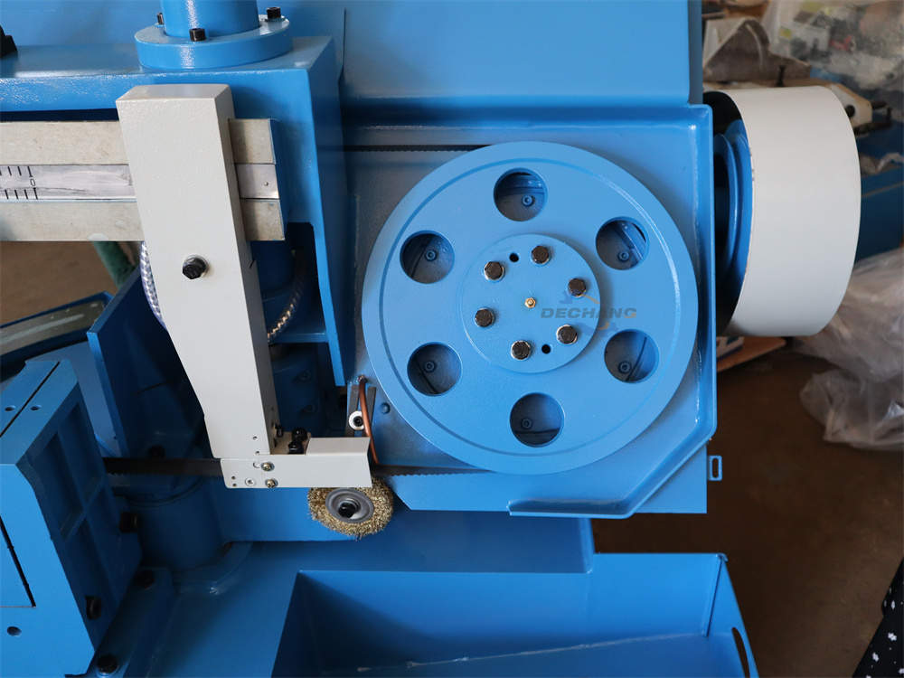 Станок ленточнопильный промышленный по металлу