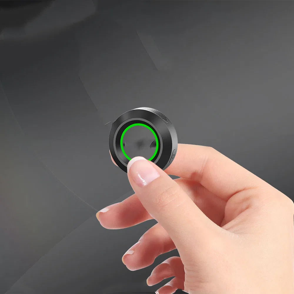 Беспроводной петличный микрофон с шумоподавлением