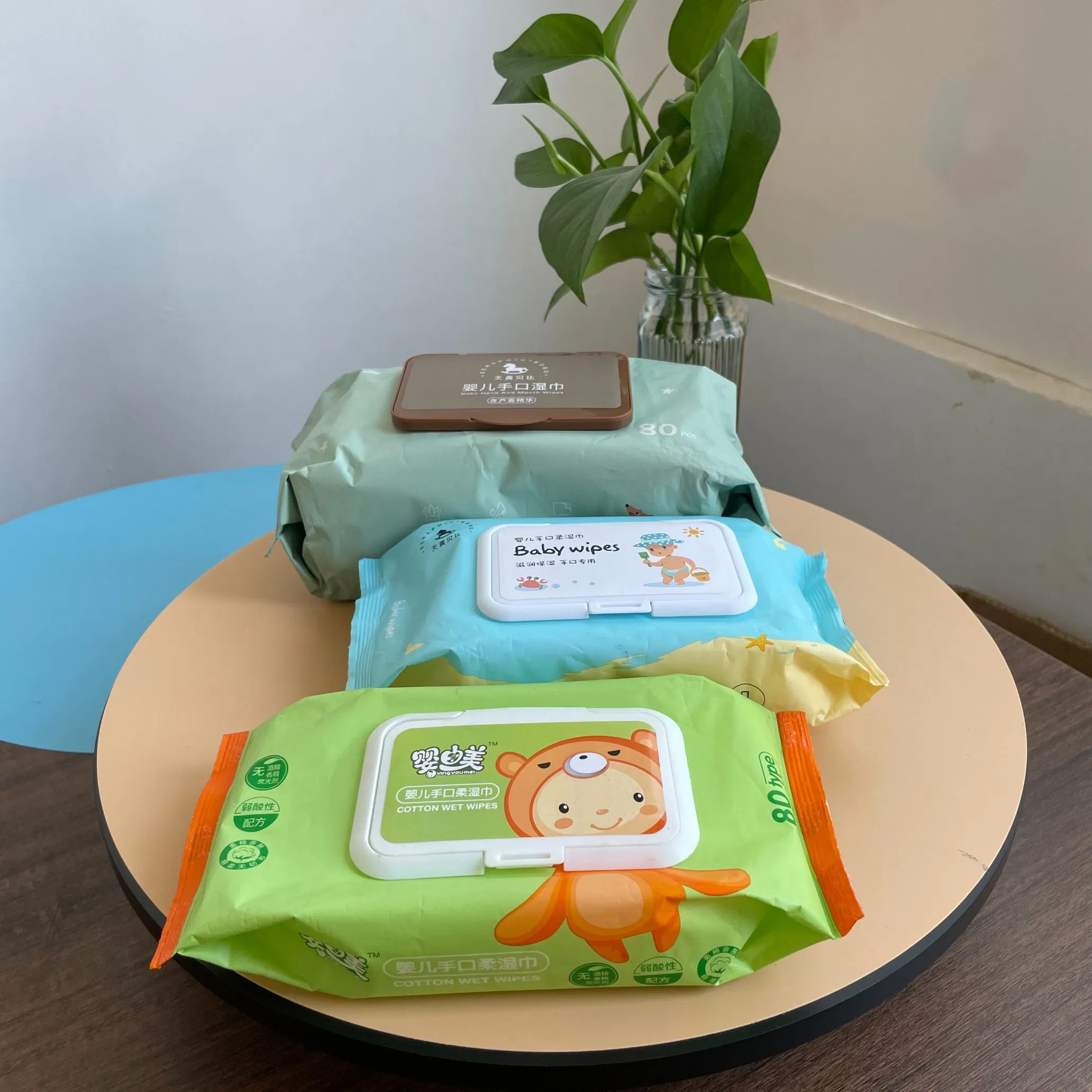 China Manufacturer Non-Woven Fabric Cleansning Disinfectant Natural Care Baby Reusable Wet Wipes Without Alcohol
