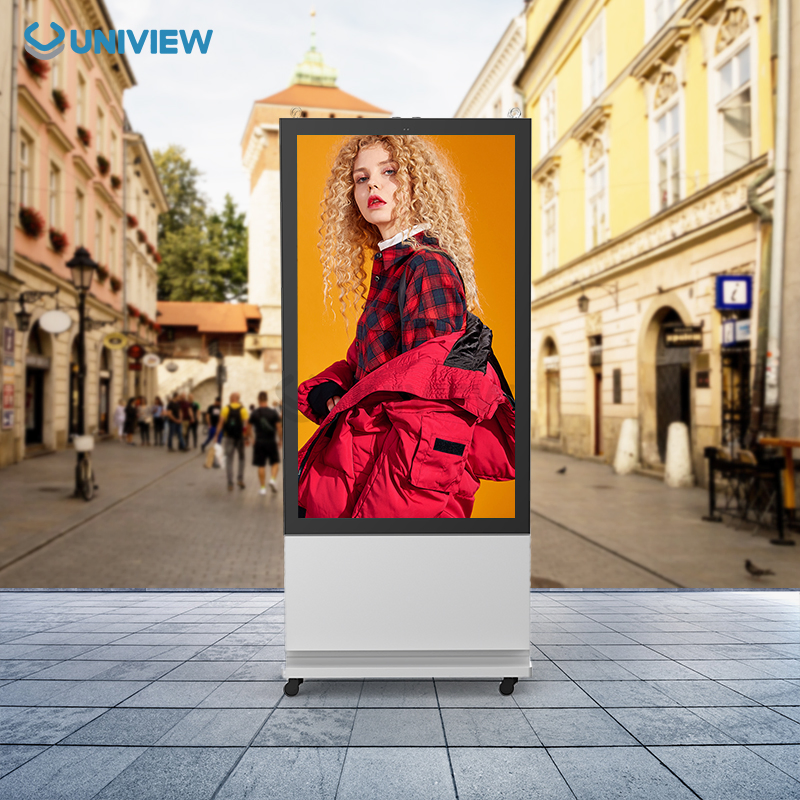 Uniview Outdoor Advertising Totem Resistant to High Temperature Free Floor Standing LCD Display at Bus Stops