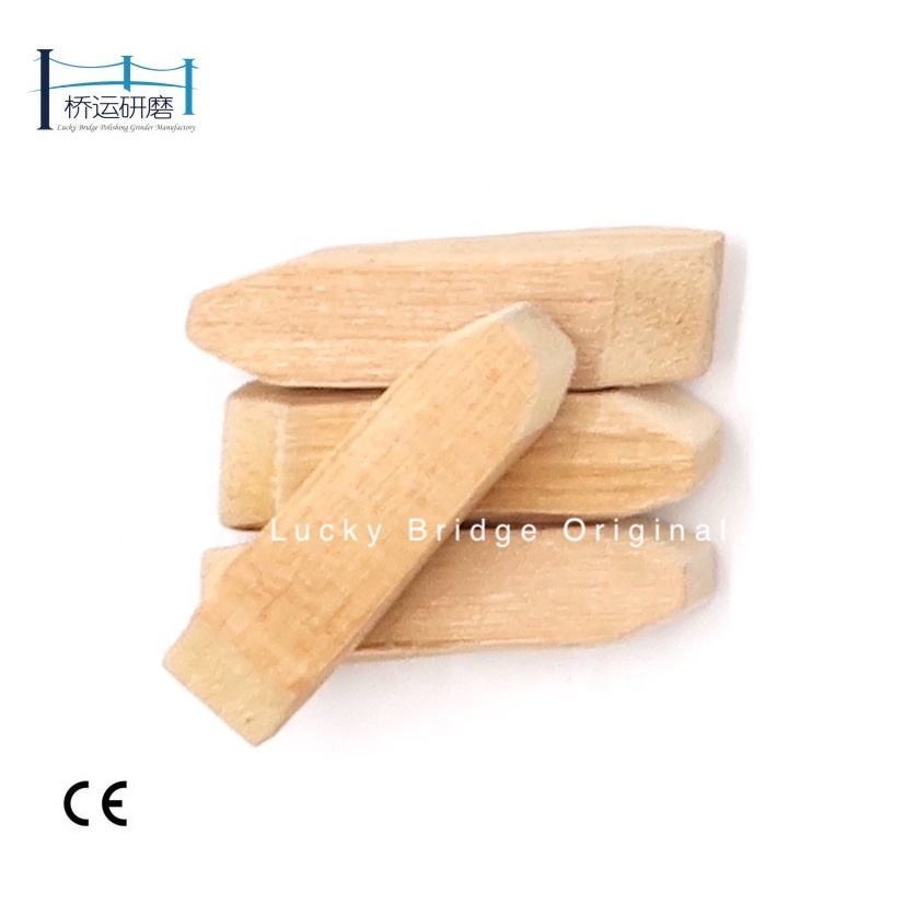 5mm 7mm Square Cubes Shape Rhombus Wooden Deburring Media Abrasive Dry Polishing Media