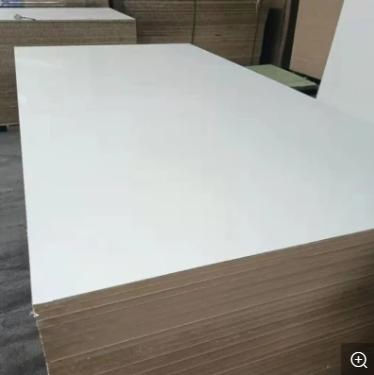 E1 Grade 1220X2440mm Laminated Furniture Grade 18mm Melamine Particle Board