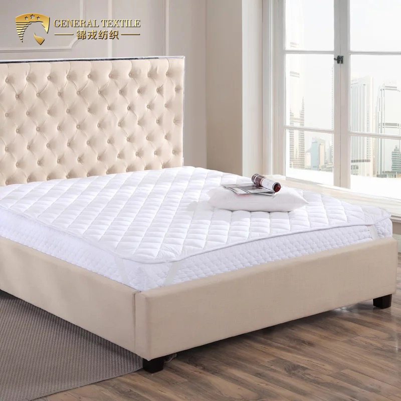 Factory in China Healthy Sleep Waterproof Breathable Polyester Mattress Protector