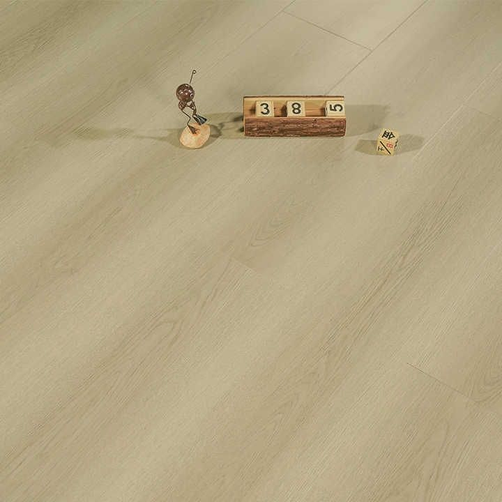 Ламинат 10-12 мм HDF, AC2/AC3, водостойкий, с замком