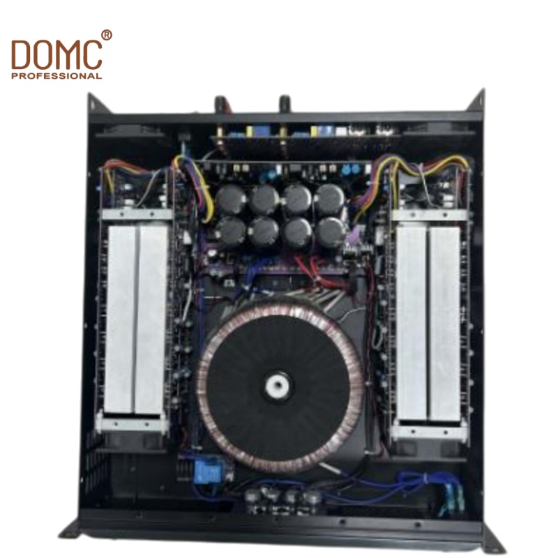 Усилитель Domc E3.814 800Вт*2+1400Вт для домашнего аудио