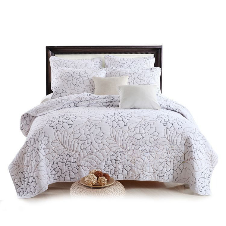 High Quality Summer Bedspread Set 100% Polyester Ultrasonic Embossed King Size Bed Cover Set