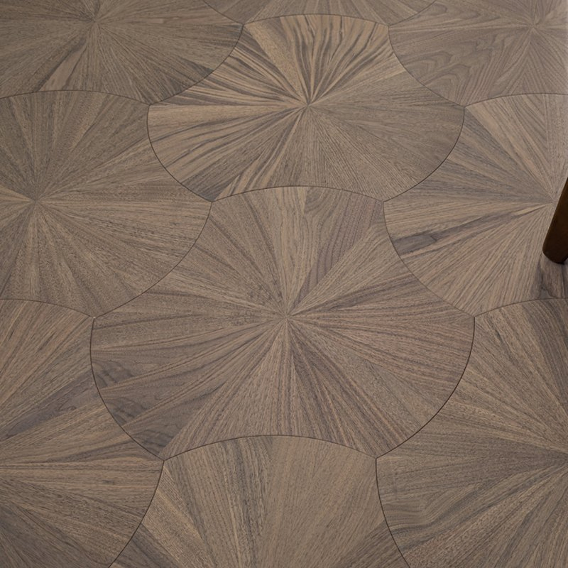 Паркетная доска Лотос 600x600 мм, орех