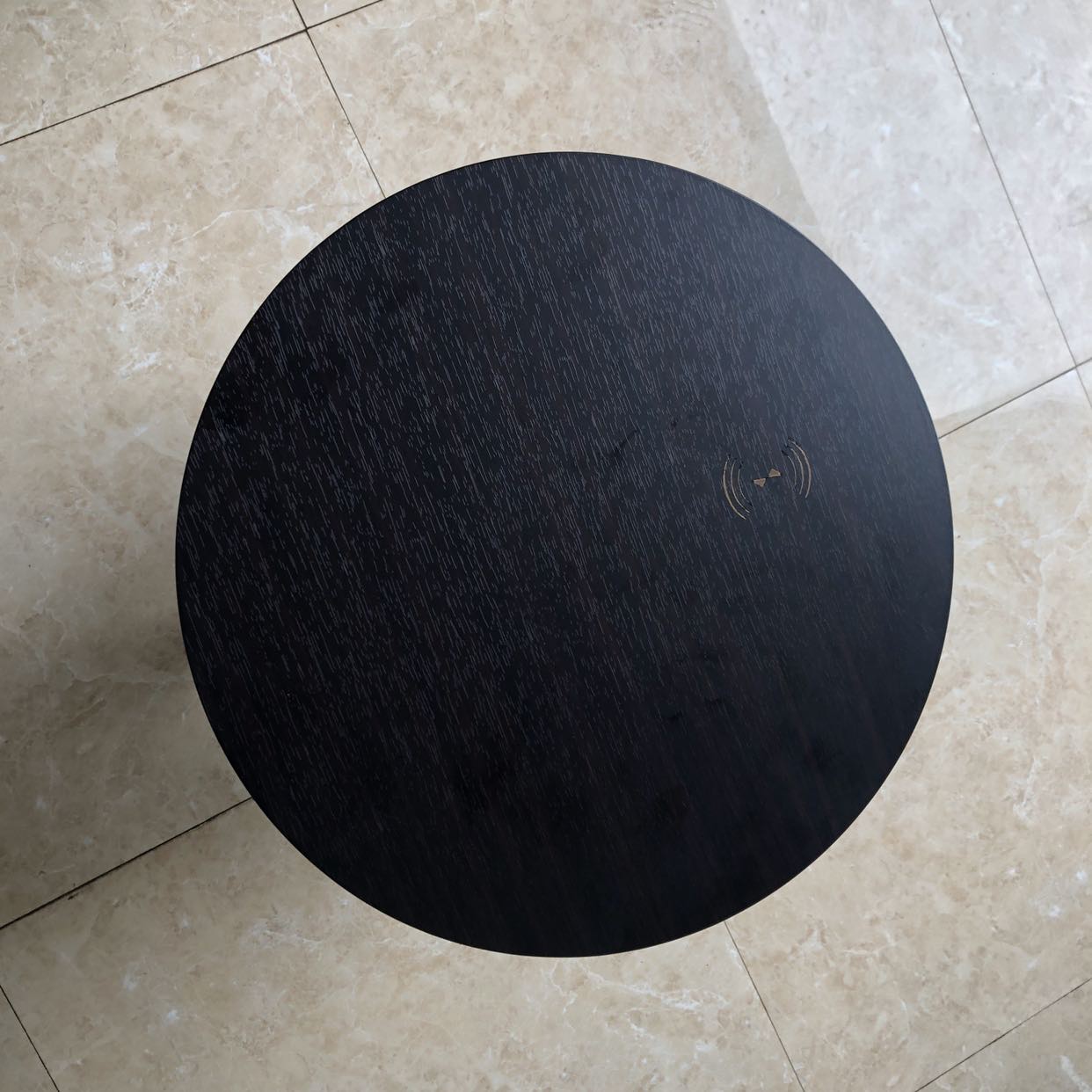 Журнальный столик деревянный черный с полкой