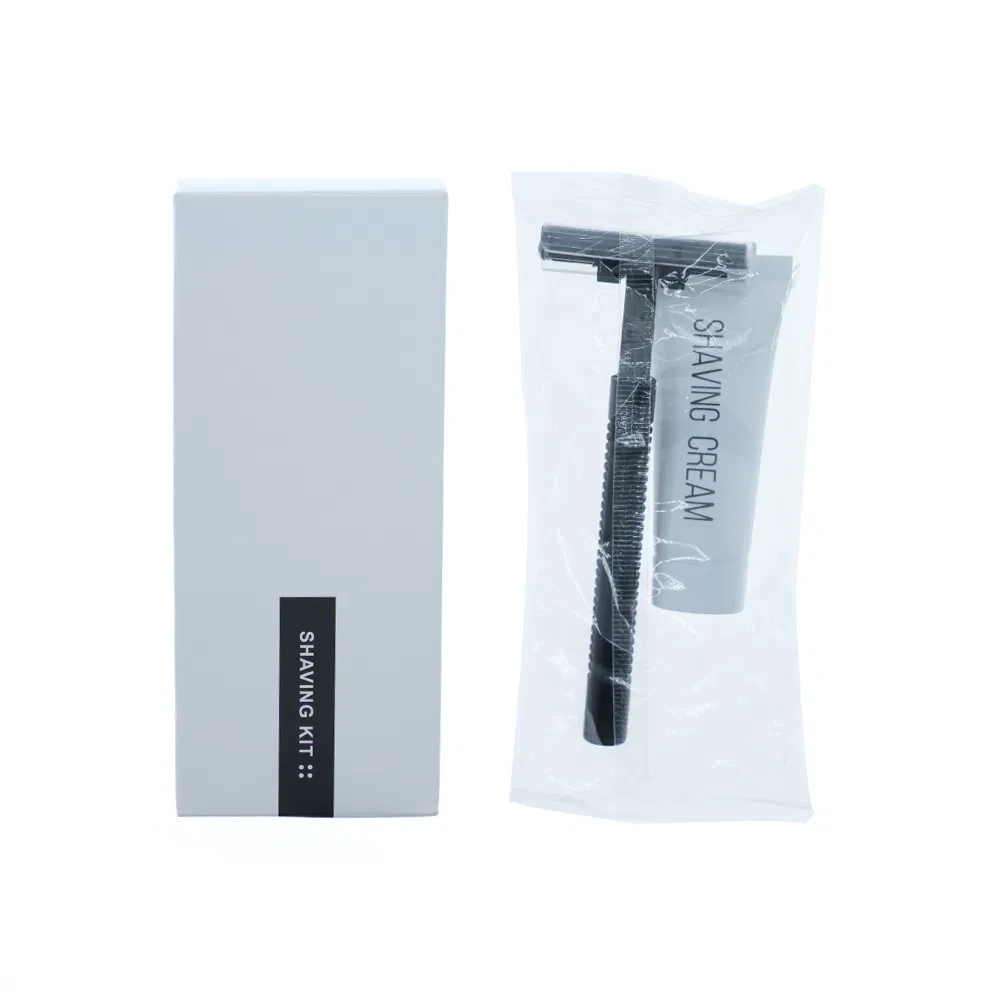 Shaving Hotel Razor in Box with Hotel Amenities for Guest Room