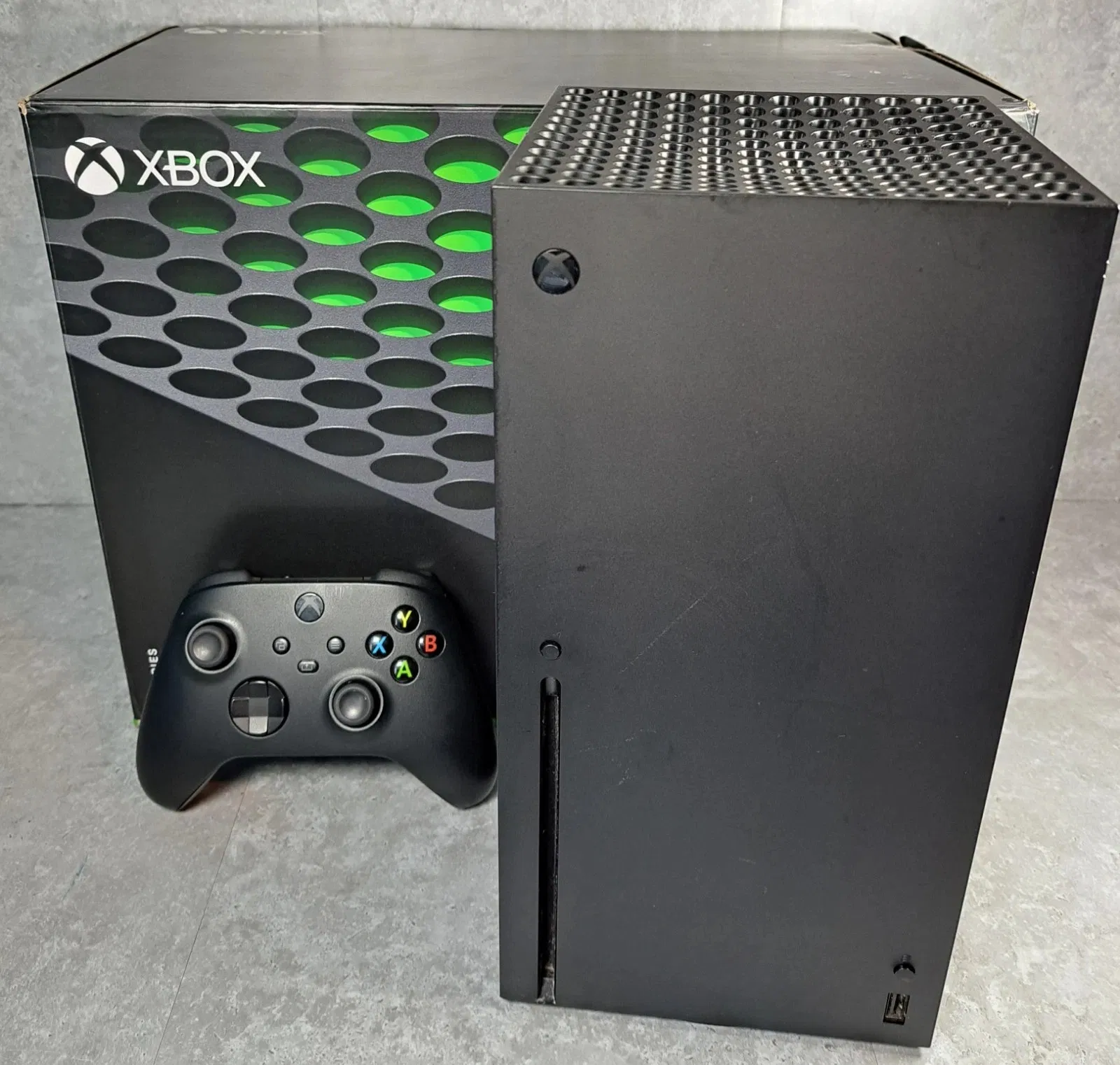 Игровая консоль Xb-Ox Se-Ries X 1TB с беспроводным геймпадом