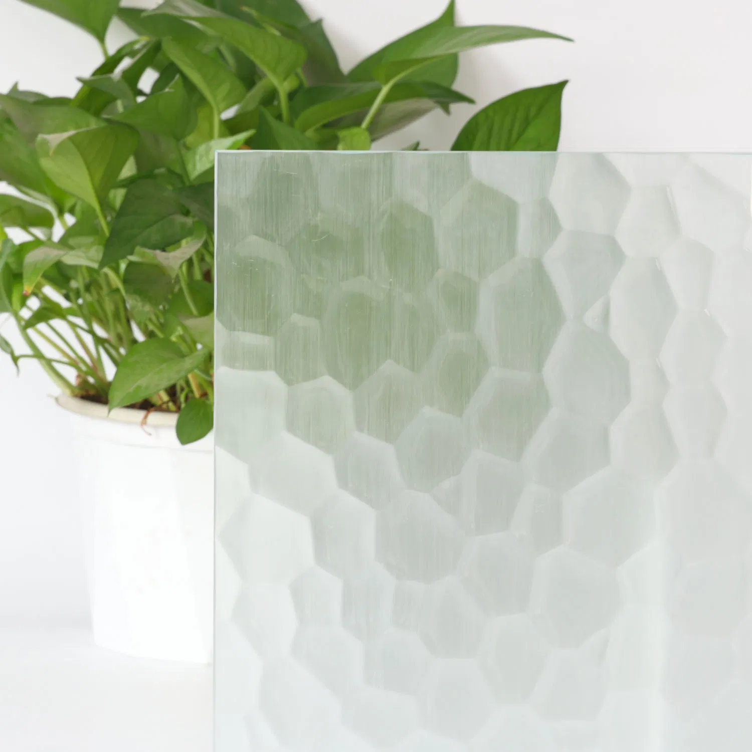 Stylish Matte Surface Glass for High-End Furniture Glass Designs