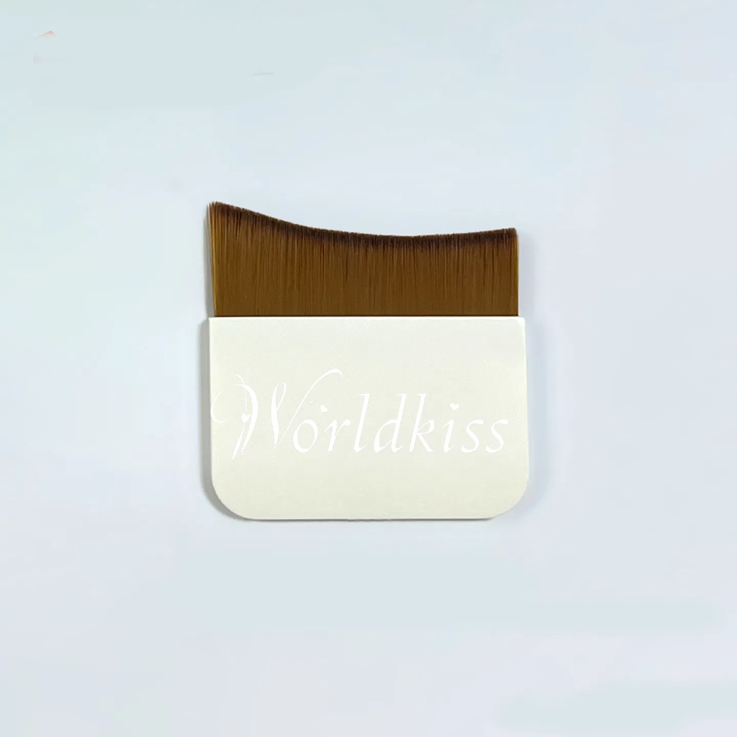 Travel Friendly Professional Cosmetic Tool for Flawless Liquid Makeup: Foundation Brush