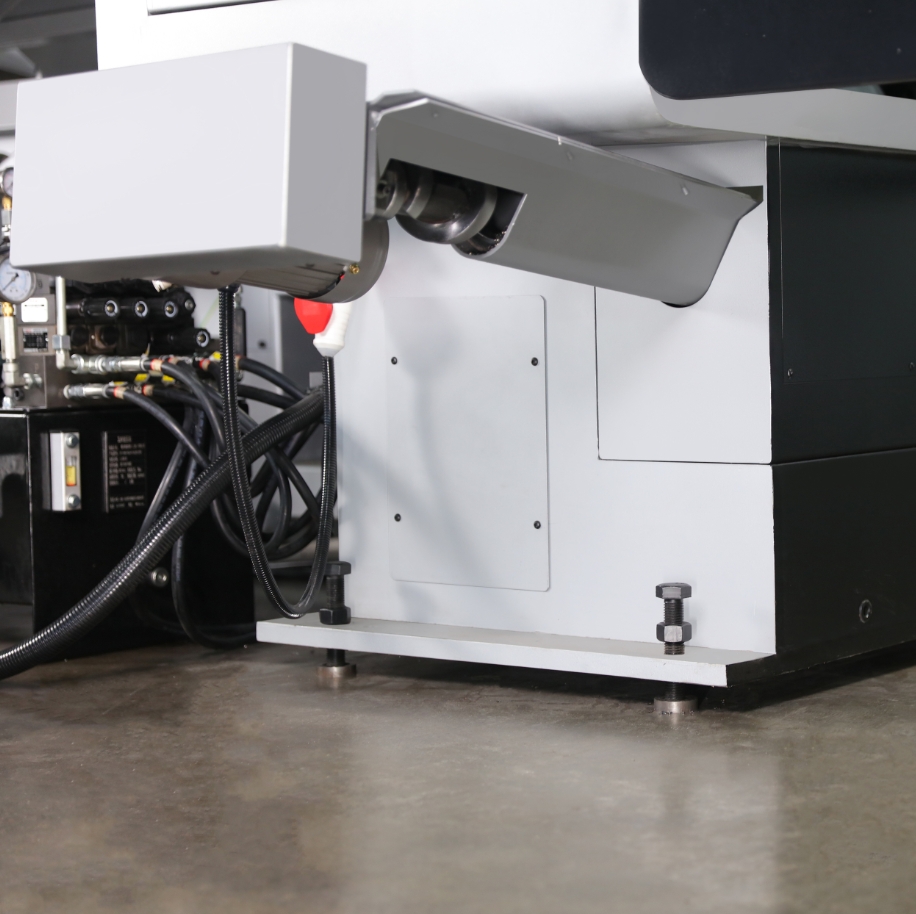 Ленточная пила по металлу автоматическая ЧПУ 800 мм