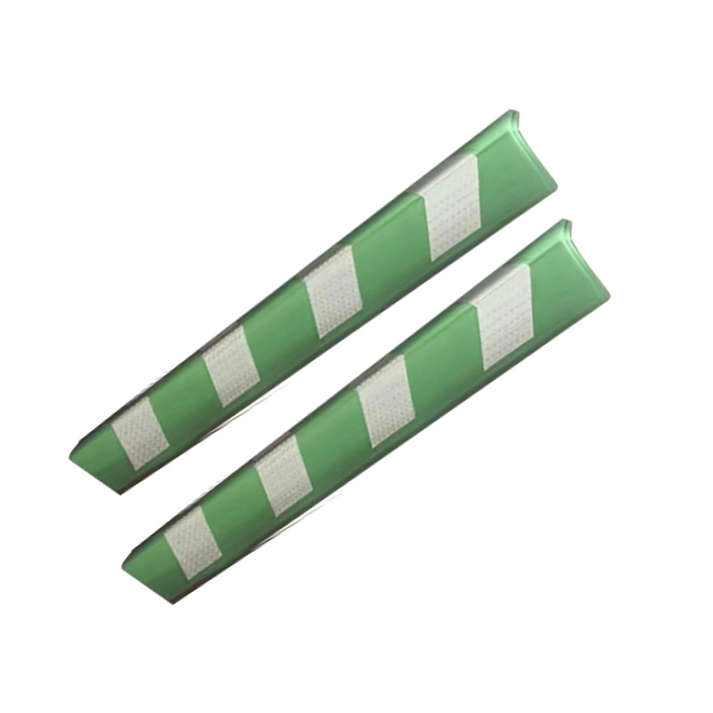 Factory High Quality Safety Traffic Rubber Reflective Protector Corner Guard