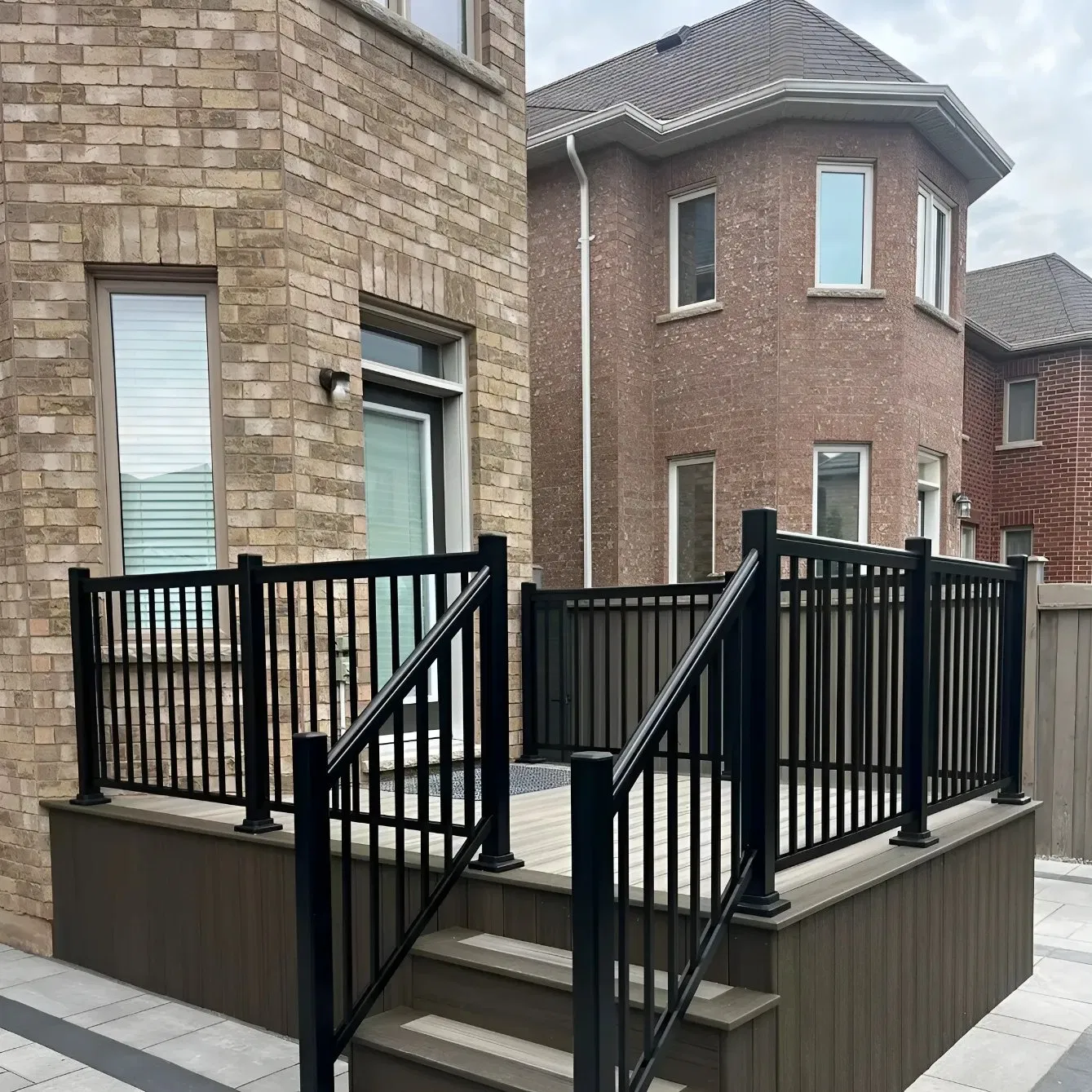 Wholesale Price Iron Balcony Railings Building to High Temperatures