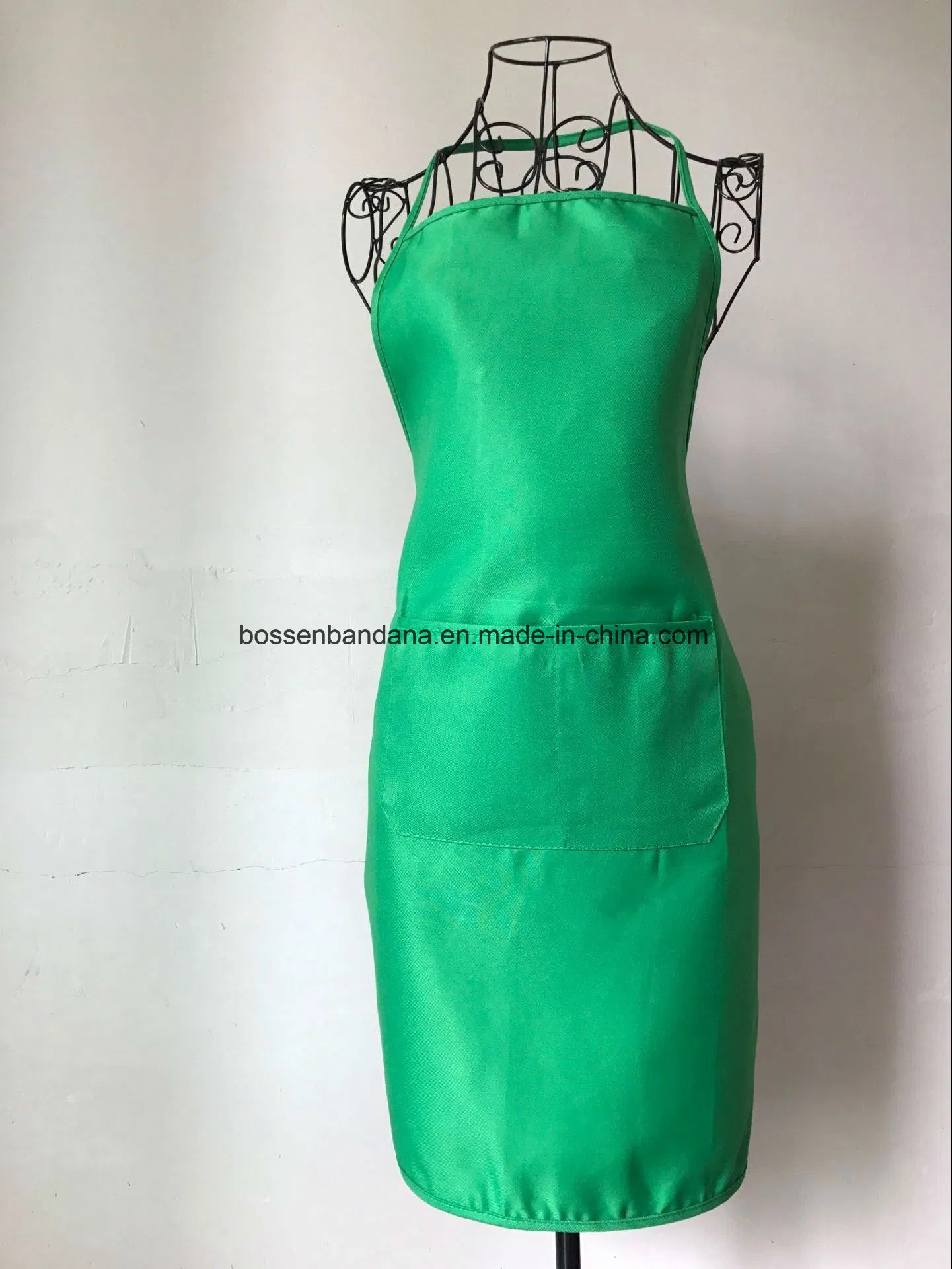 OEM Custom Color Logo Red PE PVC Promotional Cheap Bib Apron Manufacturer