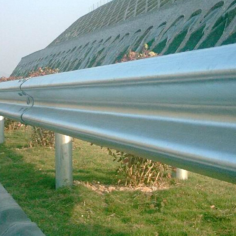 W Beam Guardrail Metal Steel S235jr S355jr Traffic Barrier Highway Guardrail for Sale