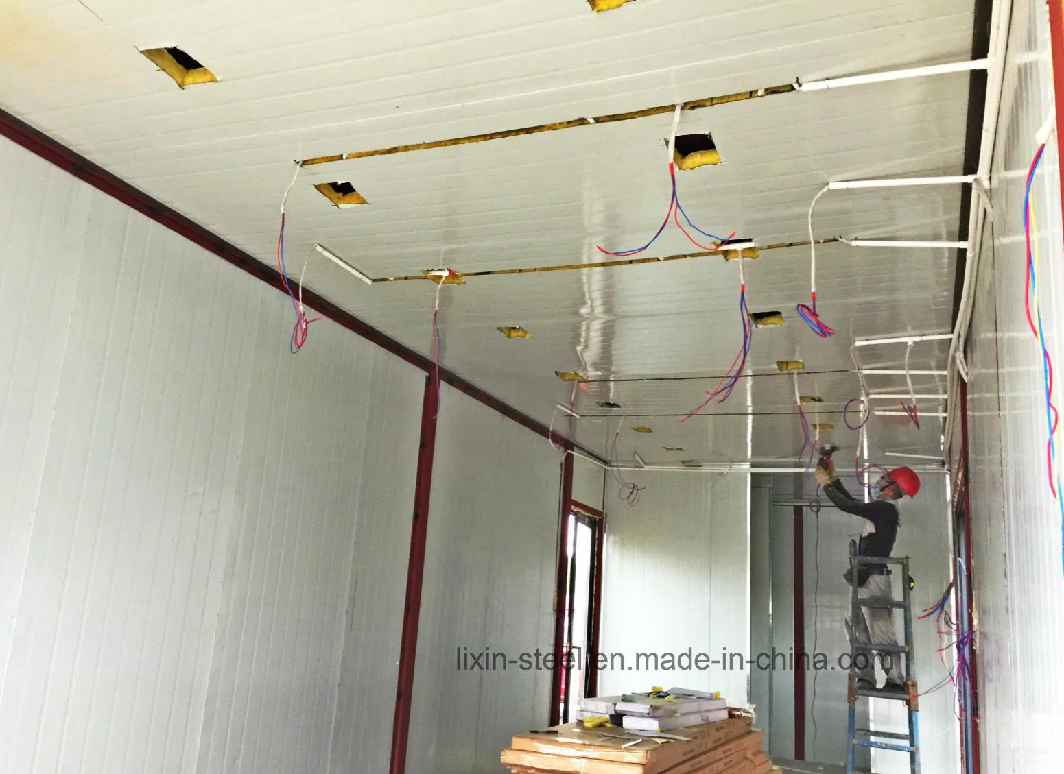 Durable New Prefabricated Modular Vacation Hotel Steel Home Container