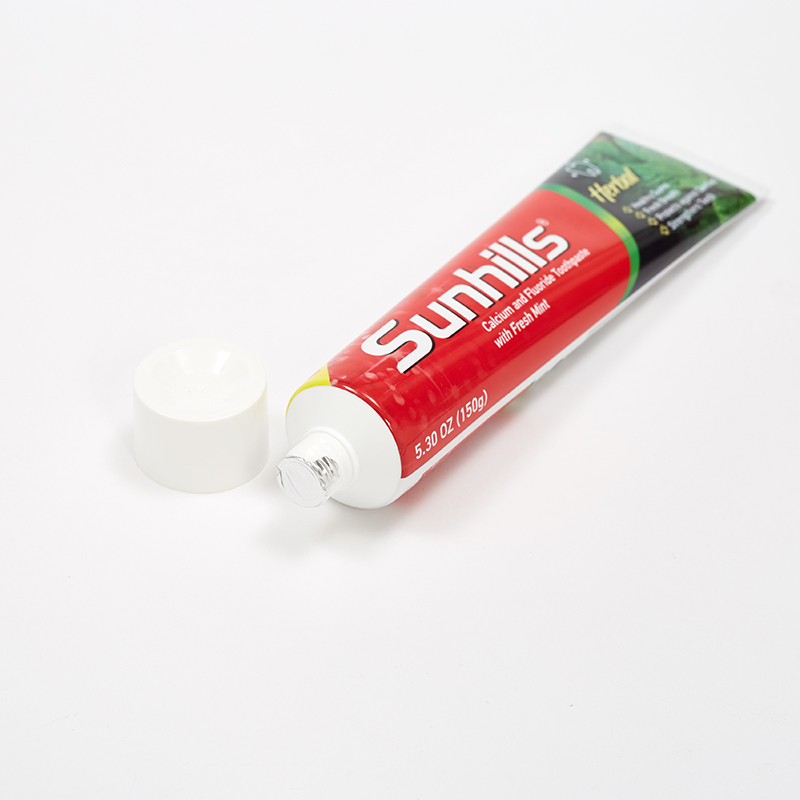 OEM Private Label Calcium and Fluoride Anti Cavity Strengthens Teeth Herbal Mint Flavored Toothpaste