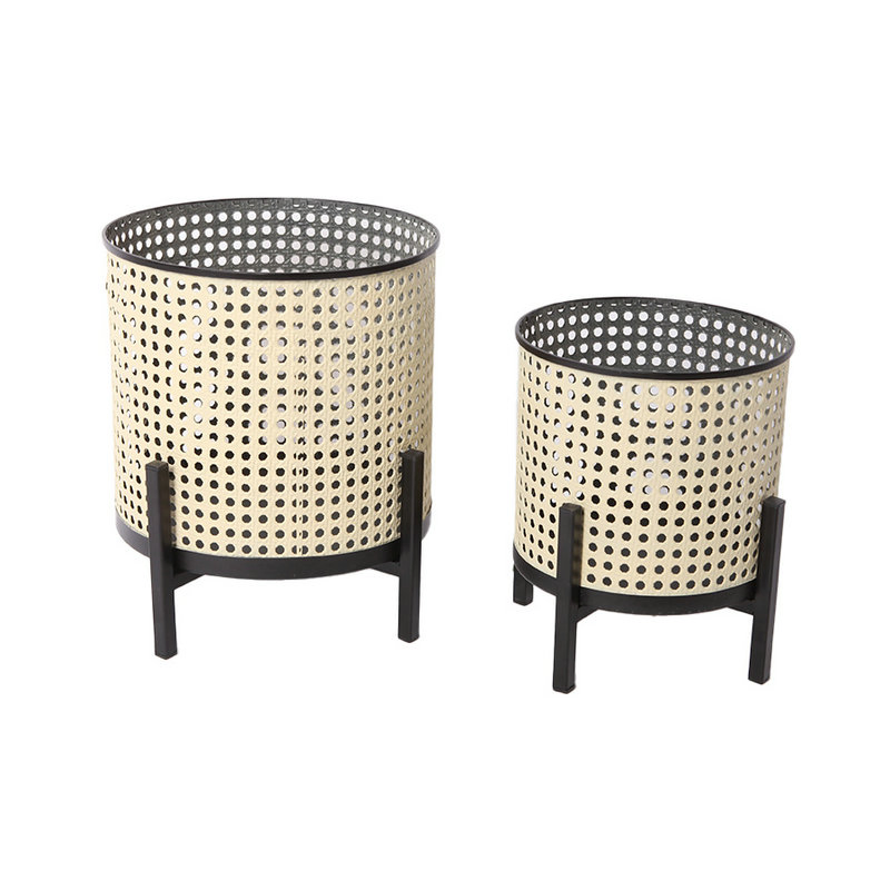 Steel Planter Pot for Home Deco and Garden
