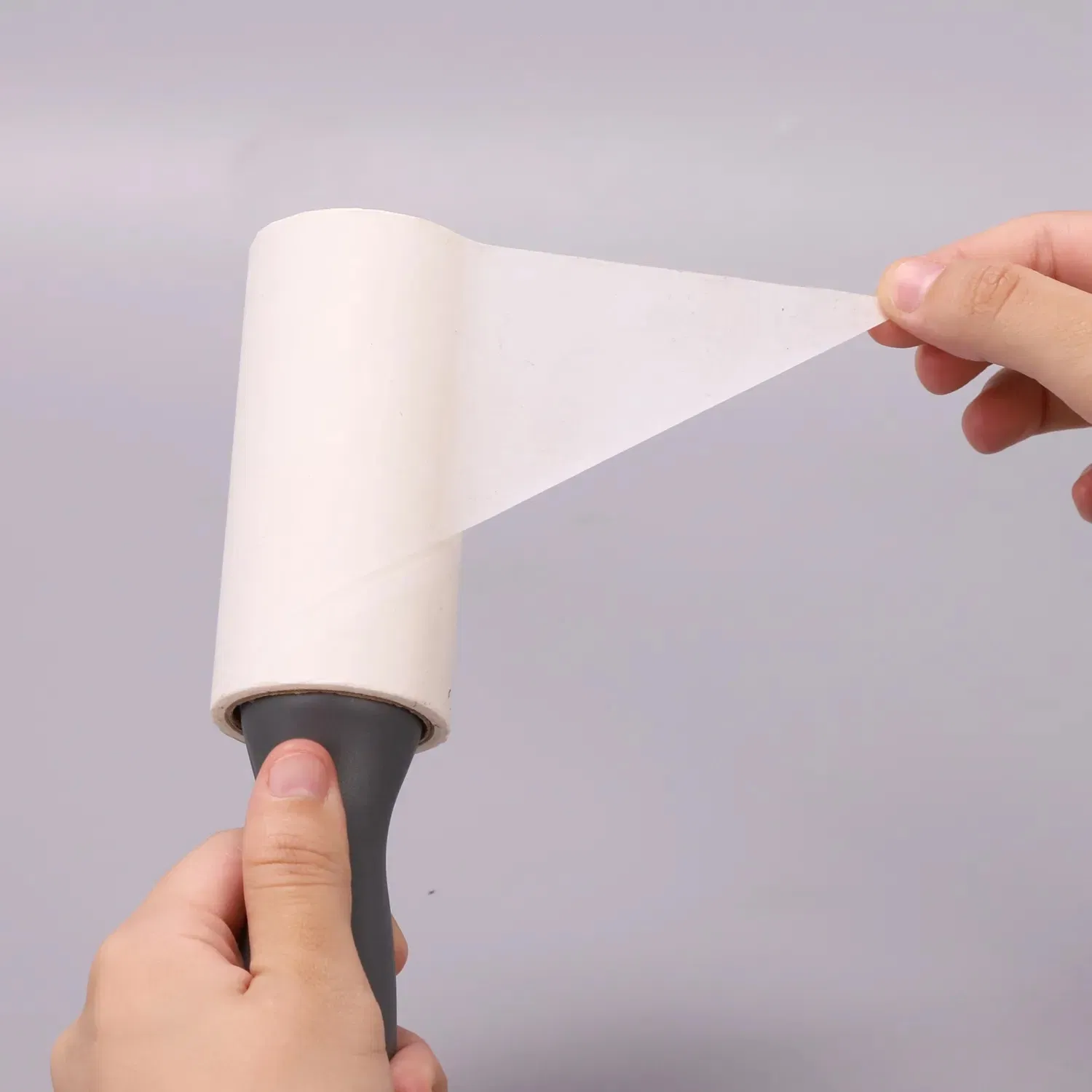 Portable Household Cleaning Lint Brush and Sticky Paper Roller Dog Cat Pet Hair Remover for Clothes for Clothes and Linens Refill Mini Lint Roller