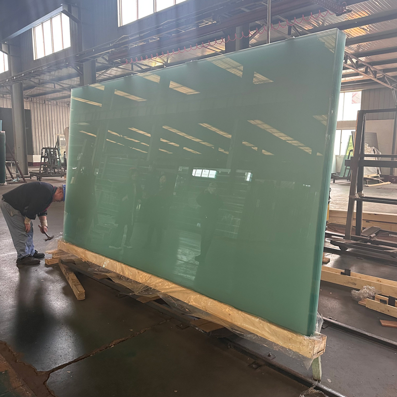 Customizable Frosted Shower Glass for Stylish Home Spaces